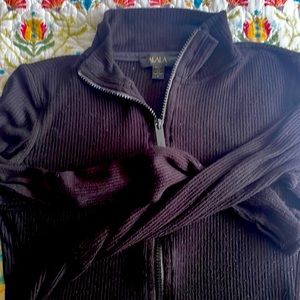 Alana crop zip up top. Super soft and cute